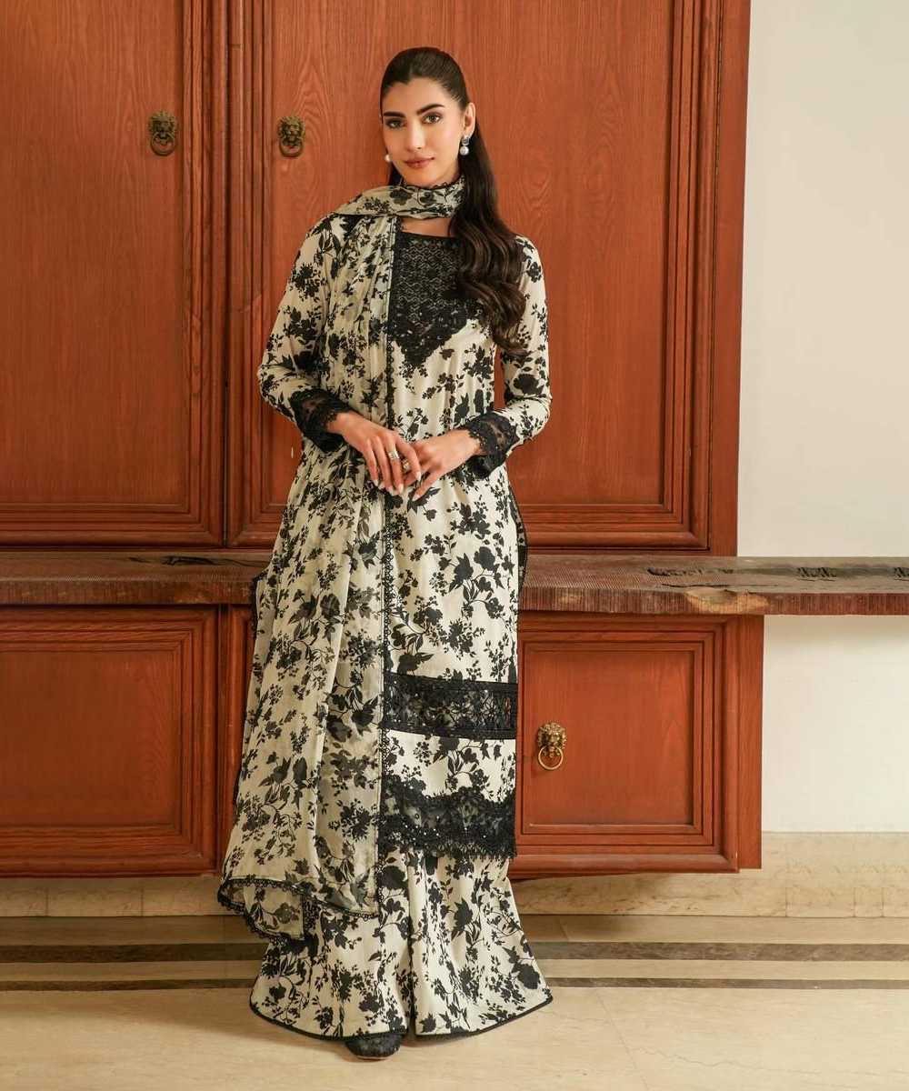 Karandi-3PC Digital Printed Shirt with Karandi Digital Printed Dupatta -3