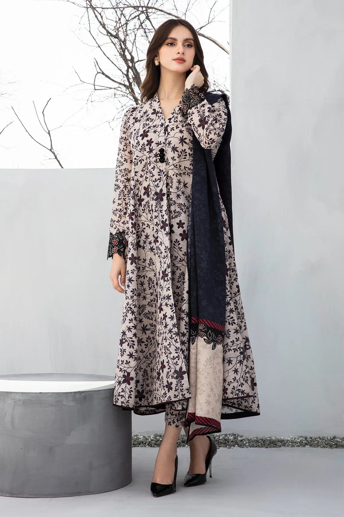 Classic Karandi Printed Suit – 3-Piece Set-802