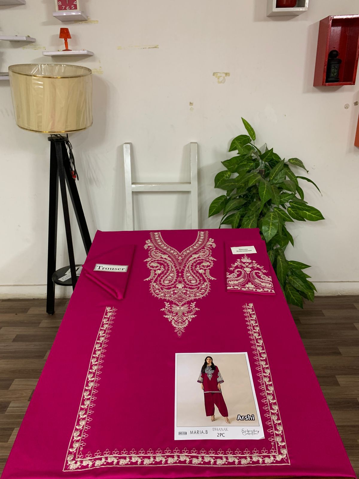 Meeram’s Dhenak Winter Dhenak Embroidery 2-Pc